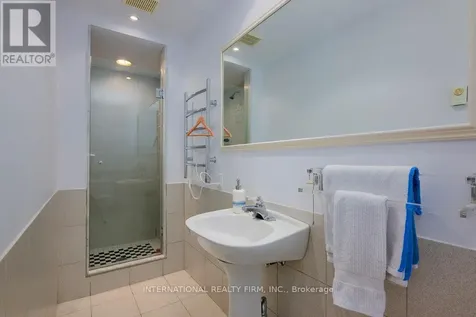 122 Willingdon Road Ottawa ON K1M 2G1
