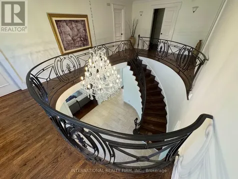 122 Willingdon Road Ottawa ON K1M 2G1
