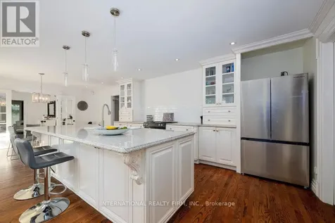 122 Willingdon Road Ottawa ON K1M 2G1