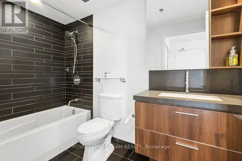 340 Mcleod Street Ottawa ON K2P 1A4
