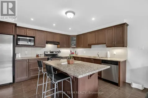 232 Rivertree Street Ottawa ON K2M 0J3