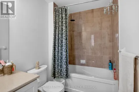 232 Rivertree Street Ottawa ON K2M 0J3