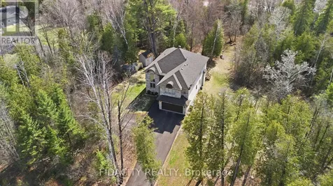 152 Wilbert Cox Drive Ottawa ON K0A 1L0
