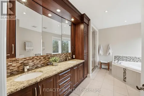 152 Wilbert Cox Drive Ottawa ON K0A 1L0