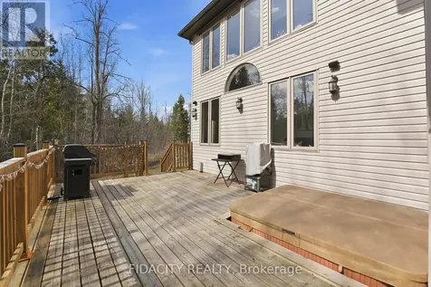 152 Wilbert Cox Drive Ottawa ON K0A 1L0