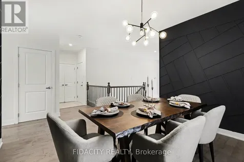 565 Bobolink Ridge Ottawa ON K2S 2P4