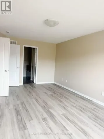 212 Losino Crescent Ottawa ON K2V 0E4
