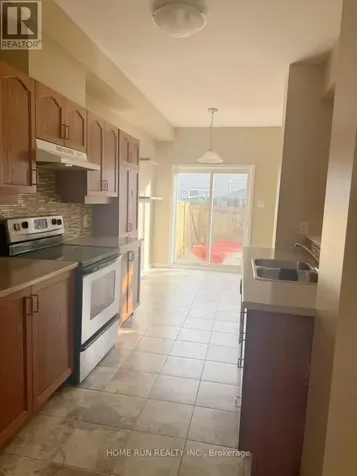 212 Losino Crescent Ottawa ON K2V 0E4