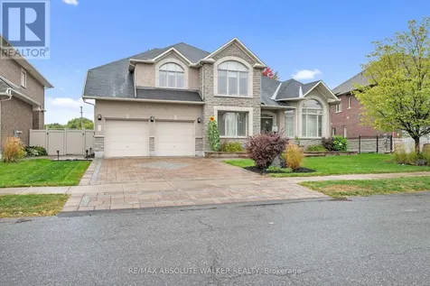 11 Tradewinds Drive Ottawa ON K2G 6Y4