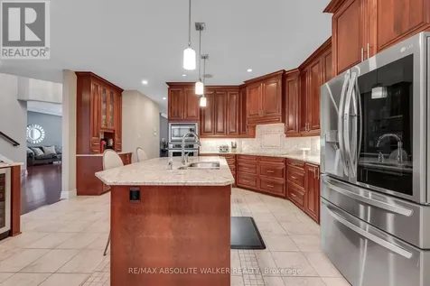 11 Tradewinds Drive Ottawa ON K2G 6Y4