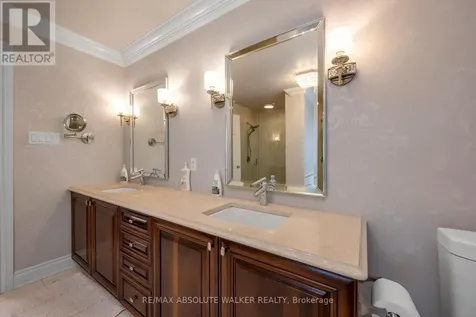 11 Tradewinds Drive Ottawa ON K2G 6Y4