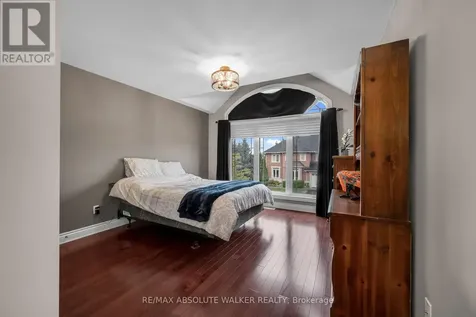 11 Tradewinds Drive Ottawa ON K2G 6Y4