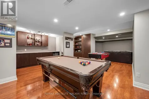 11 Tradewinds Drive Ottawa ON K2G 6Y4