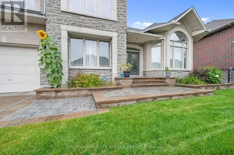 11 Tradewinds Drive Ottawa ON K2G 6Y4