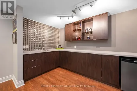 11 Tradewinds Drive Ottawa ON K2G 6Y4