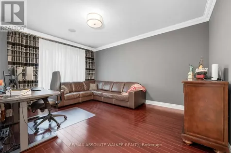 11 Tradewinds Drive Ottawa ON K2G 6Y4