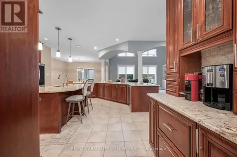 11 Tradewinds Drive Ottawa ON K2G 6Y4