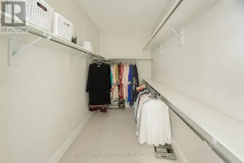 224 Ponderosa Street Ottawa ON K2S 1E7