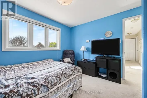 5968 Meadowglen Drive Ottawa ON K1C 5Y2