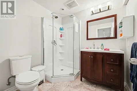 5968 Meadowglen Drive Ottawa ON K1C 5Y2