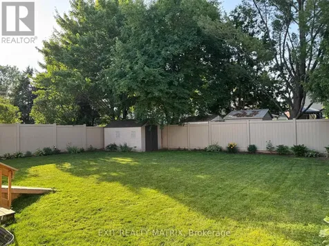 5968 Meadowglen Drive Ottawa ON K1C 5Y2