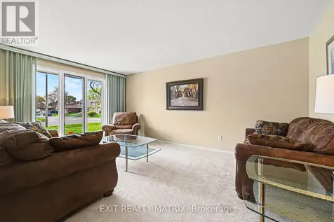 5968 Meadowglen Drive Ottawa ON K1C 5Y2