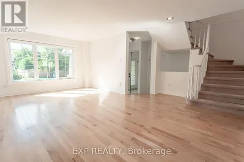 28 Chartwell Avenue Ottawa ON K2G 6L6