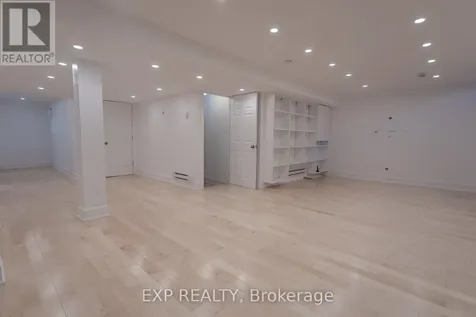 28 Chartwell Avenue Ottawa ON K2G 6L6