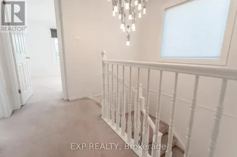 28 Chartwell Avenue Ottawa ON K2G 6L6