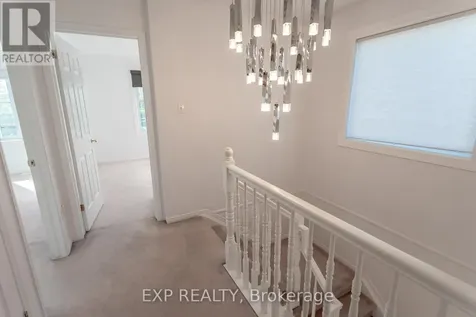 28 Chartwell Avenue Ottawa ON K2G 6L6