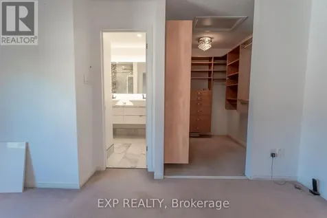 28 Chartwell Avenue Ottawa ON K2G 6L6
