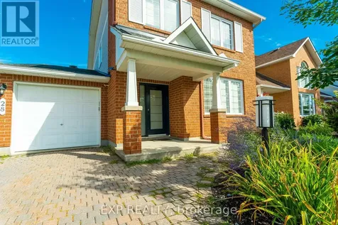 28 Chartwell Avenue Ottawa ON K2G 6L6