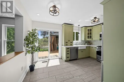 14 Greer Street Ottawa ON K2S 1H8