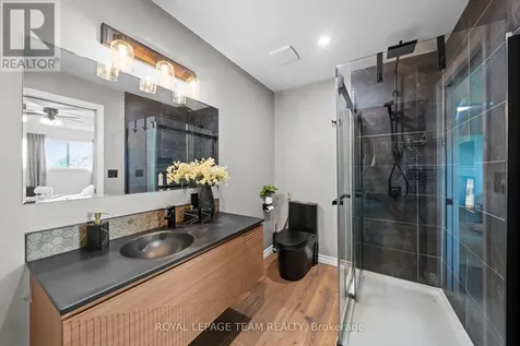 14 Greer Street Ottawa ON K2S 1H8
