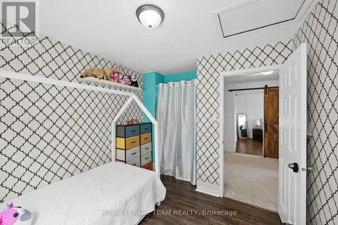 14 Greer Street Ottawa ON K2S 1H8