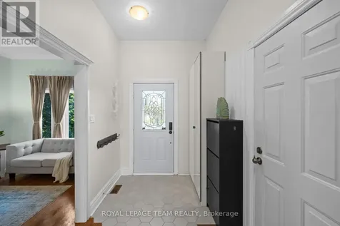 14 Greer Street Ottawa ON K2S 1H8