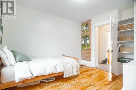 348 Esther Street Pembroke ON K8A 3C8