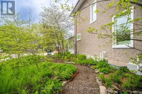 348 Esther Street Pembroke ON K8A 3C8