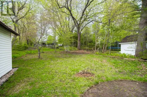 348 Esther Street Pembroke ON K8A 3C8