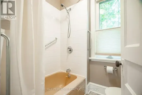 348 Esther Street Pembroke ON K8A 3C8