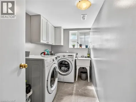 21 Hilda Street St. Catharines ON L2S 1Z7