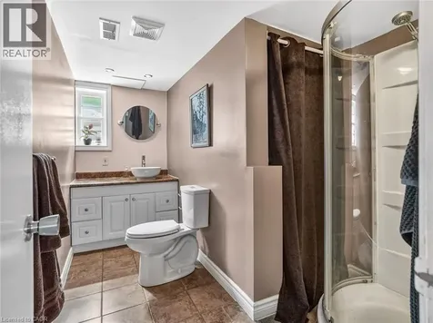 21 Hilda Street St. Catharines ON L2S 1Z7