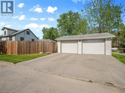 21 Hilda Street St. Catharines ON L2S 1Z7