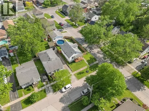 21 Hilda Street St. Catharines ON L2S 1Z7