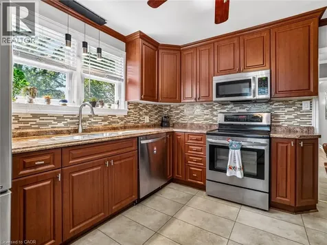 21 Hilda Street St. Catharines ON L2S 1Z7