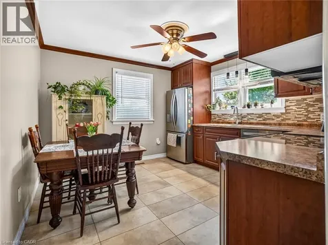 21 Hilda Street St. Catharines ON L2S 1Z7