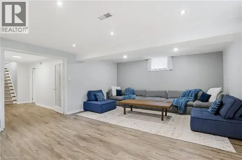 2 Amore Boulevard Hamilton ON L9B 2V3