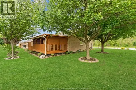 1997 Blue Heron Drive Windsor ON N8P 1P6