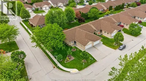 1997 Blue Heron Drive Windsor ON N8P 1P6