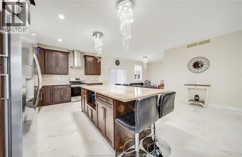 1649 Barkley Avenue Windsor ON N8P 0E8